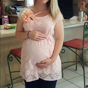 Motherhood Maternity (small) light pink top